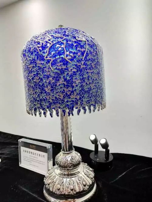 匠心傳承，藝耀東方 老鳳祥作品亮相第19屆工藝美術(shù)大師精品博覽會(huì)